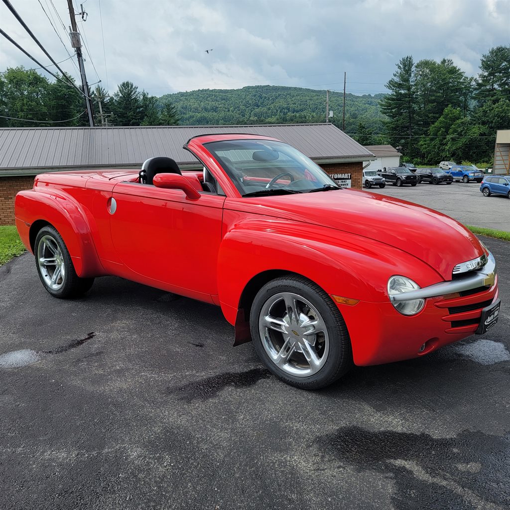 2005 Chevrolet SSR - Photo 15