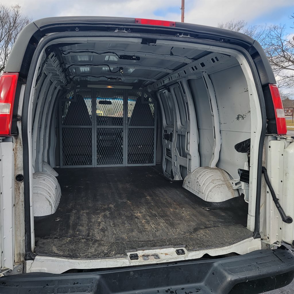 2020 Chevrolet Express Cargo Work Van - Photo 8