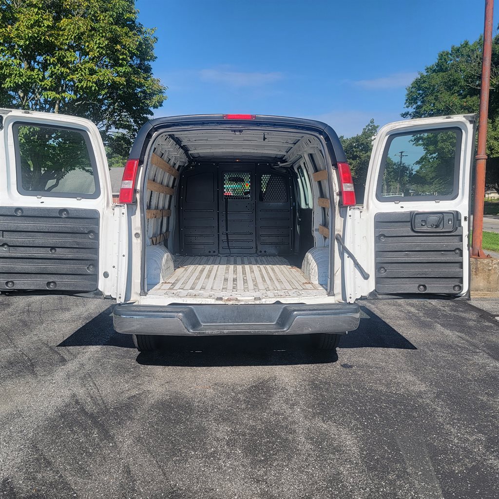 2019 Chevrolet Express Cargo Work Van - Photo 13