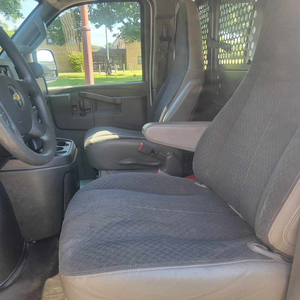2019 Chevrolet Express Cargo Work Van - Photo 8