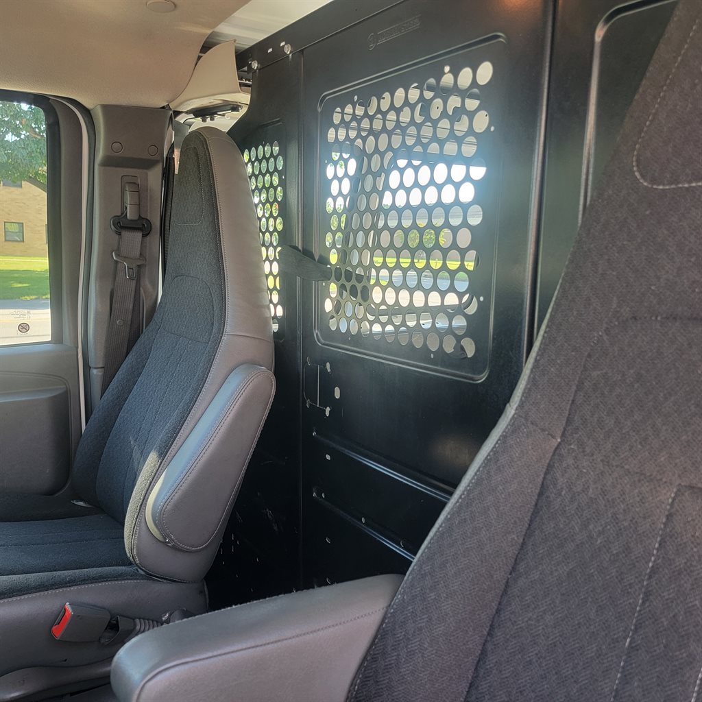 2019 Chevrolet Express Cargo Work Van - Photo 10