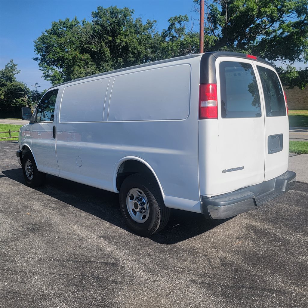 2019 Chevrolet Express Cargo Work Van - Photo 6